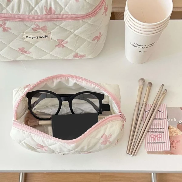 Bow Large Capacity Cosmetic Travel Bag Set